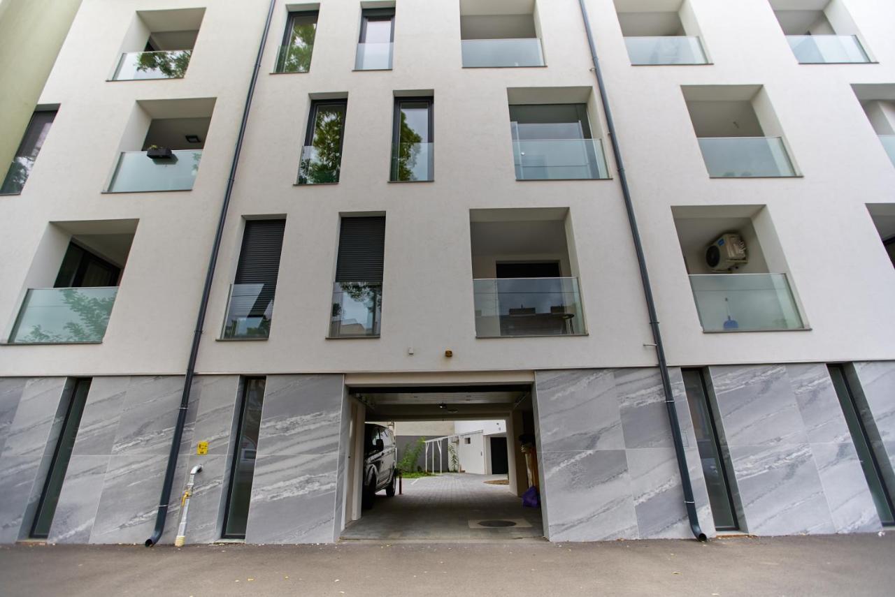 Starlight Silver Szeged - Exclusive المظهر الخارجي الصورة